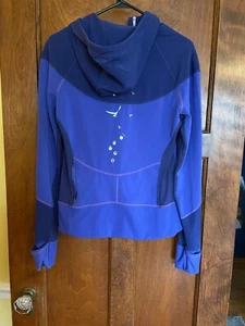 ¡RARO!!! Sudadera con capucha Lululemon 10 para mujer pájaros ropa activa entrenamiento 1/4 con cremallera - ¡Bonita! - Imagen 1 de 12