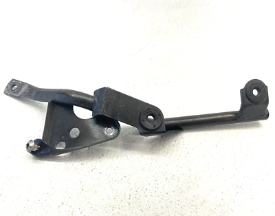 2008 08 Suzuki GSX650F GSX 650 Katana front cowl fairing mount bracket - Image 1 of 4