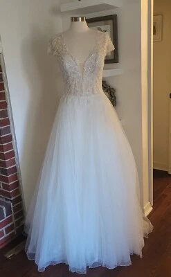 Justin Alexander Tulle Ball Gown With Beaded Illusion Bodice Cap Sleeves Size 10 - Image 1 of 4