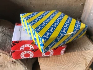 SET CUSCINETTI DI RICAMBIO SPACCALEGNA - ANTERIORE E POSTERIORE - MISURA HC2X - NUOVI - Foto 1 di 1