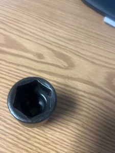 SNAP ON TOOLS -- IMM380 -- 30MM 6 POINT SHALLOW IMPACT SOCKET -- 1/2 DRIVE - Picture 1 of 8