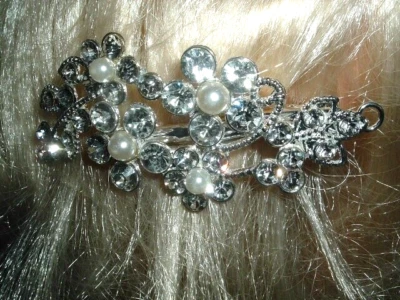 White Rhinestone and Pearl Wedding Hair Clip NWT - Image 1 of 3