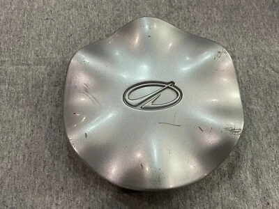 Tampa central cubo tampa roda Oldsmobile Olds Alero 99 00 01 02 03 04 1999-2004 - Imagem 1 de 3