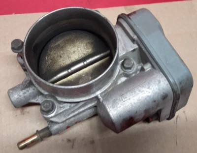 Chevy Buick GMC Pontiac Olds 2003-2010 carrocería de acelerador de inyección de combustible 12568580 Foto 1 de 4