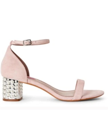 Sandalias Betsey Johnson Nyla gamuza perlas Foto 1 de 4
