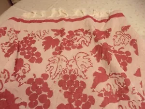 Slowtide- Madewell Vineyard Design Beach Blanket- Red/Cream Color - Picture 1 of 6