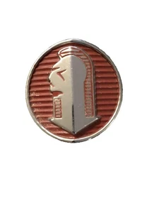 NOS OEM 1946 Pontiac Grille Emblem - RARE - Bild 1 von 1