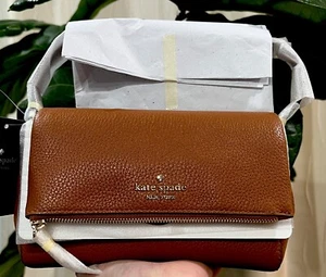 Kate Spade Leila Umhängetasche Mini-Reißverschluss aus Kieselleder in Lebkuchen hellbraun neu - Bild 1 von 15
