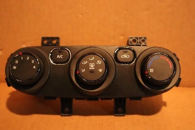 Kia Forte 2014 2015 2016 aire acondicionado calor temperatura climatización OEM 97250A7XXX Foto 1 de 4