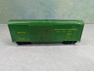 USED Bowser HO Scale Round Top Box Car Ashley, Drew and Northern ADN #2412 - Image 1 of 4