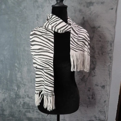 Jaclyn Smith Bufanda Mujer Talla Única Negro Blanco Cebra Rayas Tejido Flecos Brillante Foto 1 de 4