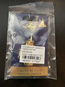 Disney Visa Rewards Cinderella Castle WDW 50th Anniversary Disney Pin NEW - Picture 1 of 2