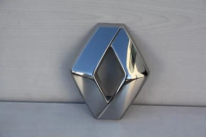 Original Zeichen Emblem Logo Kühlergrill 628909814R Renault KADJAR - Bild 1 von 3