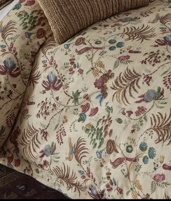 NEW Ralph Lauren “Maren” QUEEN  Duvet Cover 100% COTTON PERCALE, Made In Bahrain - Image 1 of 4