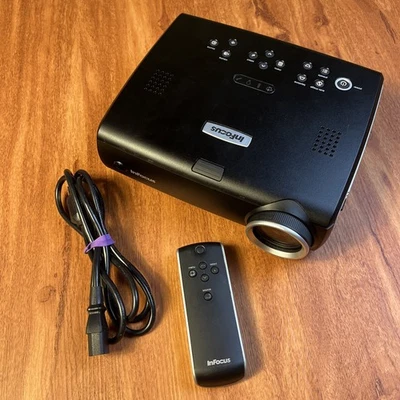 InFocus IN35W W360 WXGA 2500 Lumens DVI VGA S-Video DLP Projector Works 767H GUC - Image 1 of 4