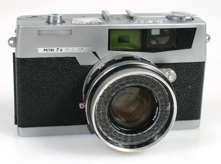 CÁMARA RANGFINDER PETRI 7S 35MM CON LENTE PETRI 45MM F2.8 ((PARA PIEZAS)) Foto 1 de 1