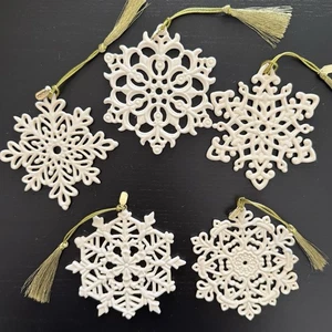 Lenox Snowflake Fantasies 5-Piece Christmas 4” Porcelain Ornament Set NEW 893799 - Picture 1 of 10