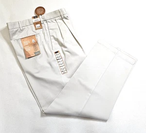 Haggar Mens Pants Black Work To Weekend Khaki Pleat Front Size W38 L31 - Picture 1 of 11