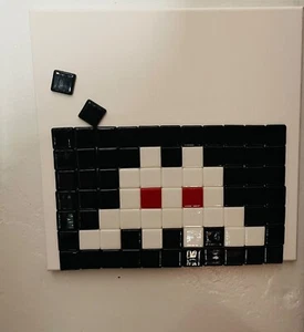 Space Invader Mosaic Handmade Replica - Picture 1 of 5