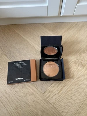 Chanel Eclat Lunaire Oversize Illuminating Face Powder  897 Cuivre Dore Limited  - Bild 1 von 4