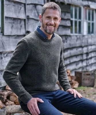 Suéter Woolovers Clásico Crew Lana de Cordero de Pescador Gris Hombres L  Foto 1 de 4