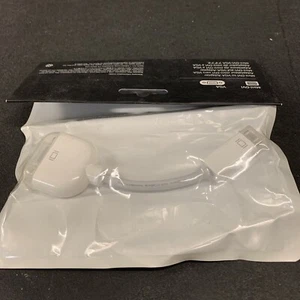 Apple Mini-DVi to VGA Display Adapter Brand New Sealed And Free Shipping W11 New - Picture 1 of 1