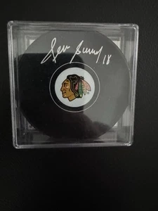 DENIS SAVARD Signed Blackhawks Puck, COA - Picture 1 of 2