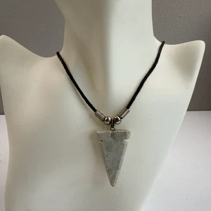 Arrowhead Pendant Necklace Arrow Head Style Art 17” - Picture 1 of 4