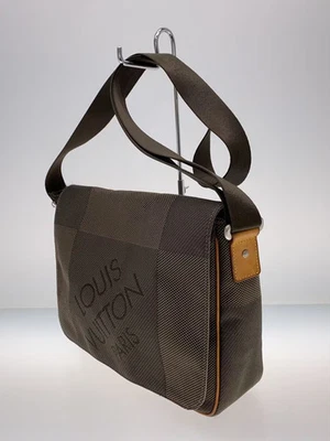 LOUIS VUITTON Messager quase perfeito Damier Geant marrom náilon marrom do Japão - Imagem 1 de 4