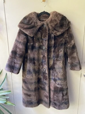 VTG Faux Mink Fur Coat Jacket 3/4 Sleeves Original Buttons - Image 1 of 4
