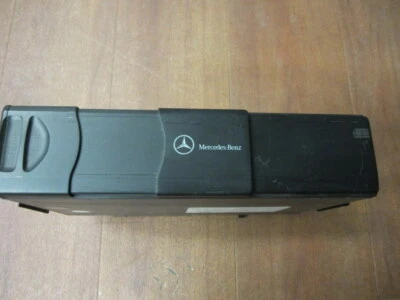 Cambiador de CD Mercedes Benz clk350 clk500 slk230 slk350 2038209089 Foto 1 de 4
