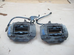 Juego de 2 pinzas de freno delanteras izquierda y derecha Lexus UZJ100L LX470 2003-2007 AWD - Imagen 1 de 23
