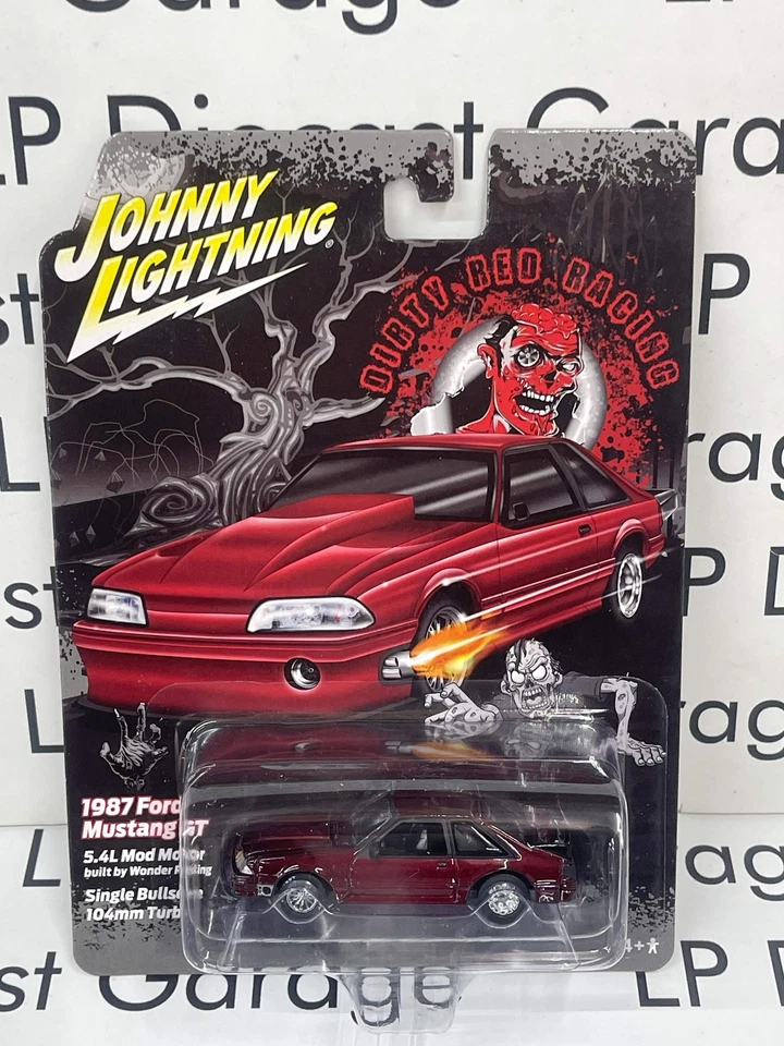 JOHNNY Lightning 1987 年福特野马 GT Dirty Red Racing 1: 64 压铸 Bill Robaey — 第 1/3 张图片