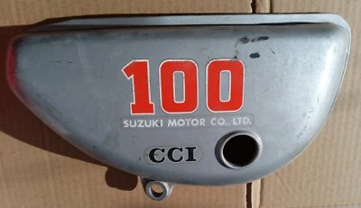 Cubierta de cuadro derecho plateada para Suzuki TS100 L 1974 NUEVO/marcado 47111-25300-737 Foto 1 de 4