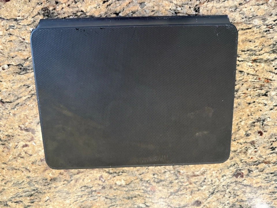 PAQUETE: Apple Magic Keyboard 11" iPad Pro 1-4 y iPad Air 4/5 + Lápiz 2da Generación Foto 1 de 3