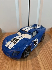 2012 Pixar Disney Lightning McQueen MQGT Die Cast Car 1:18 Artist Series - Picture 1 of 11
