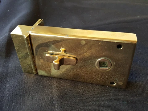 One Reclaimed Antique Brass Edwardian Slide Lock & Keep Door Furniture (EB230) Cover