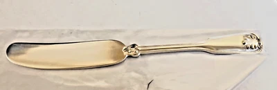 1 FACA DE MANTEIGA ESTERLINA POLIDA EXCELENTE HV6 CONCHA E LINHA TIFFANY 5 3/4" - Imagem 1 de 2