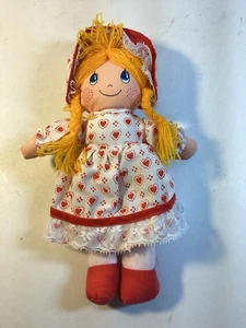 Vintage Puppe Kuscheln Wit rot weiß Herz Stoff Kleid Gold Garn Haare 9" - Bild 1 von 4