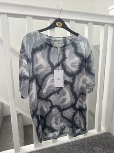 New with Tags One Teaspoon Reflection Hand Printed Beautiful Satin Tee Size XS - Picture 1 of 6