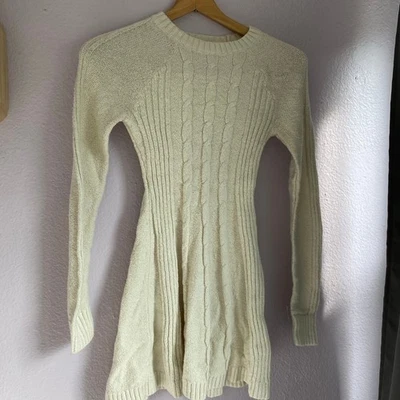 Vestido Suéter Hollister Co. Manga Larga Para Mujer XS Beige Blanco Tejido En muy buena condición Informal Foto 1 de 3