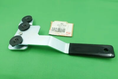 Camilla de conducto de bloqueo Malco DS3 NUEVA EE. UU. 1 por pedido Foto 1 de 4