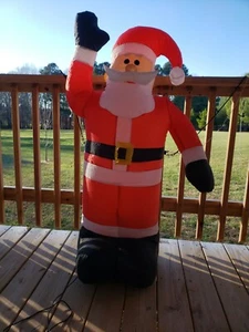 Inflatable Santa Claus - Picture 1 of 3