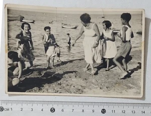 52334 0330 Foto d'epoca - Famiglia al mare - Palermo anni 50 - Picture 1 of 4