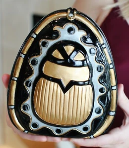 Timmy Woods LUCKY BEETLE SCARAB black & gold hand carved - Picture 1 of 12