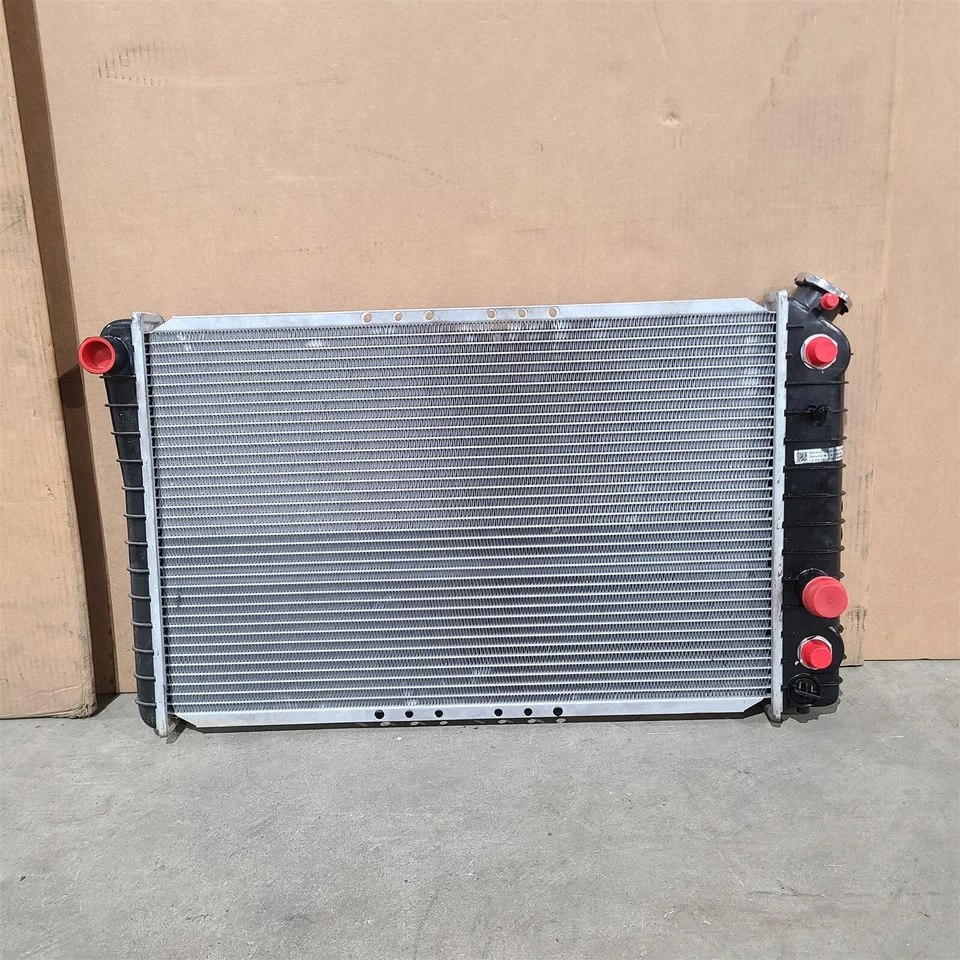 Condensador de radiador de refrigeração de reposição para 85-89 Corvette C4 Aa7228 - Imagem 1 de 4