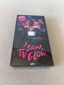I Saw The TV Glow VHS with Collectible Cards - A24 - Limited Edition - Imagen 1 de 2