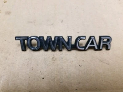 Lincoln OEM Town Car Cromo Plástico 4" Emblema Insignia Logo Placa de identificación Placa de identificación Foto 1 de 2