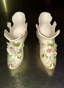 Vintage Lefton China Hand Painted Porcelain Shoes Pair Marked-W/Original Sticker - Picture 1 of 3