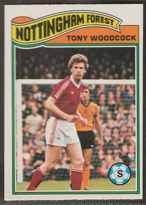 TOPPS-FOOTBALL (ORANGE BACK 1978)-#106- NOTTINGHAM FOREST - TONY WOODCOCK